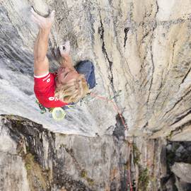 "Linien" - FA von "Leadchange" 8b/+, Libertywall - pic: Elias Holzknecht